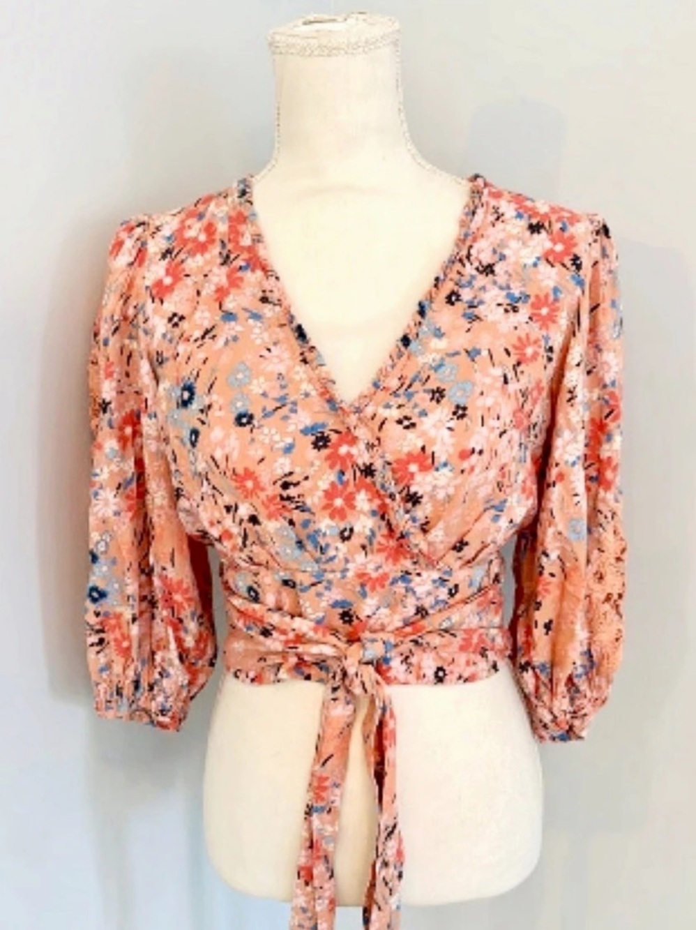 Jessica Simpson Floral top - Picture 3 of 6